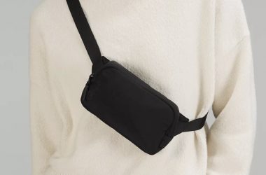 lululemon Mini Belt Bag Just $29 (Reg. $38)!